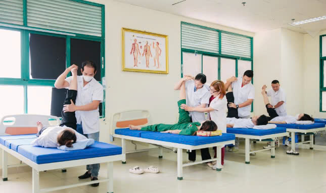 Chứng chỉ vật lý trị liệu phục hồi chức năng